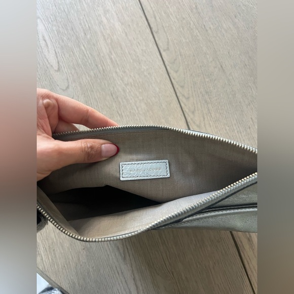 MARC JACOBS Metallic Pouch - Picture 3 of 6